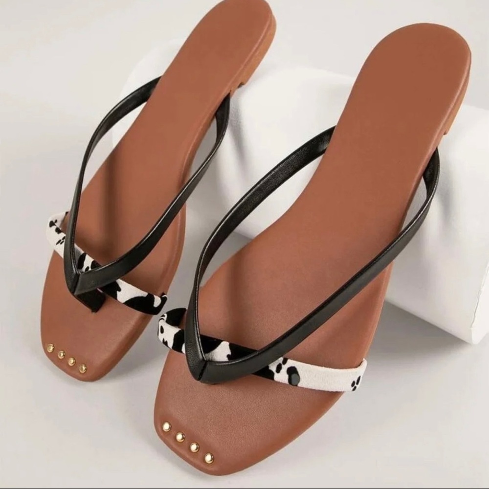 Cow Print Sandals | Size 7